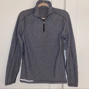 Lululemon quarter-zip gray long sleeve jacket 6 8